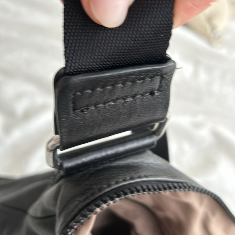 ⭐️MESSENGER CROSSBODY BAG⭐️ - Picture 9 of 9